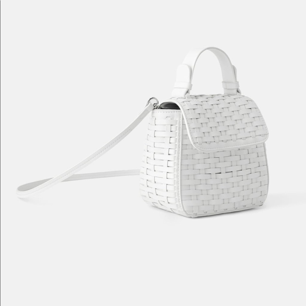 White woven crossbody bag
